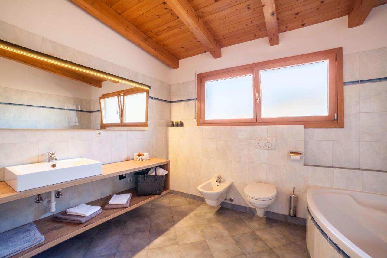 Oberegghof Ferienwohnung Hahnenkamm Rifiano Exterior foto